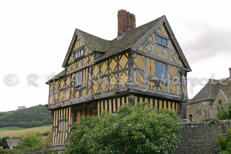 Stokesay Castle